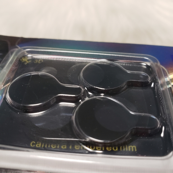 Iphone 13 pro camera protector. - Picture 9 of 10